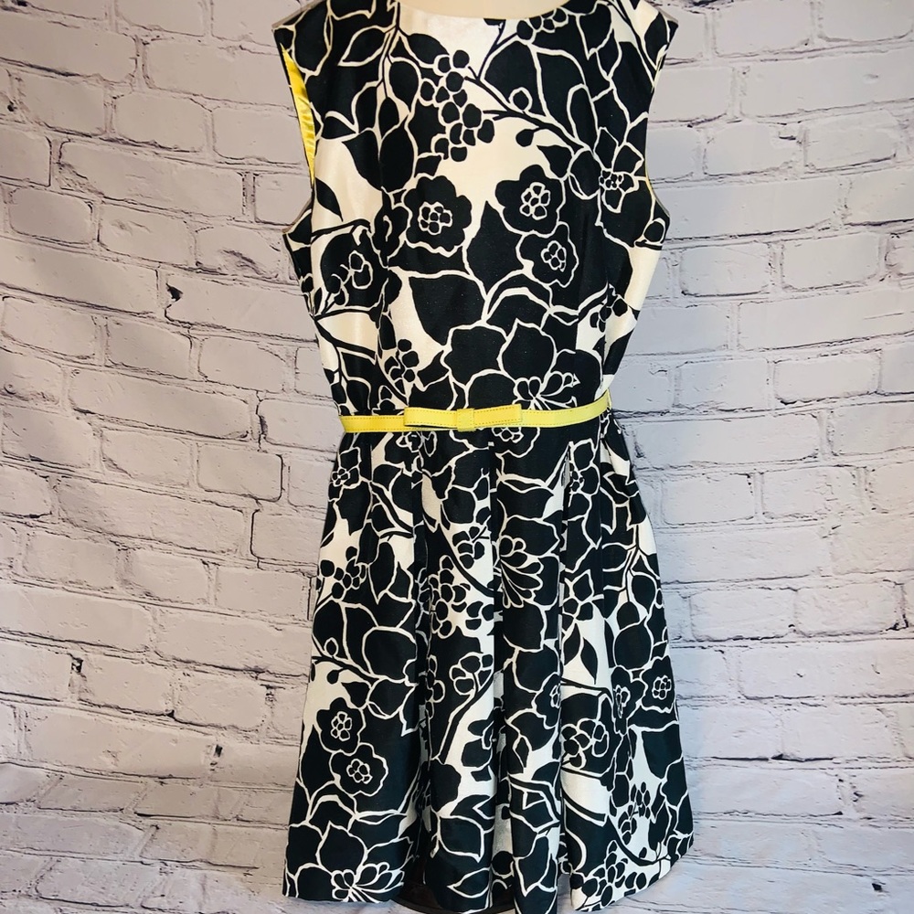 Size 10 black and white floral dress from Limited; detachable yellow belt